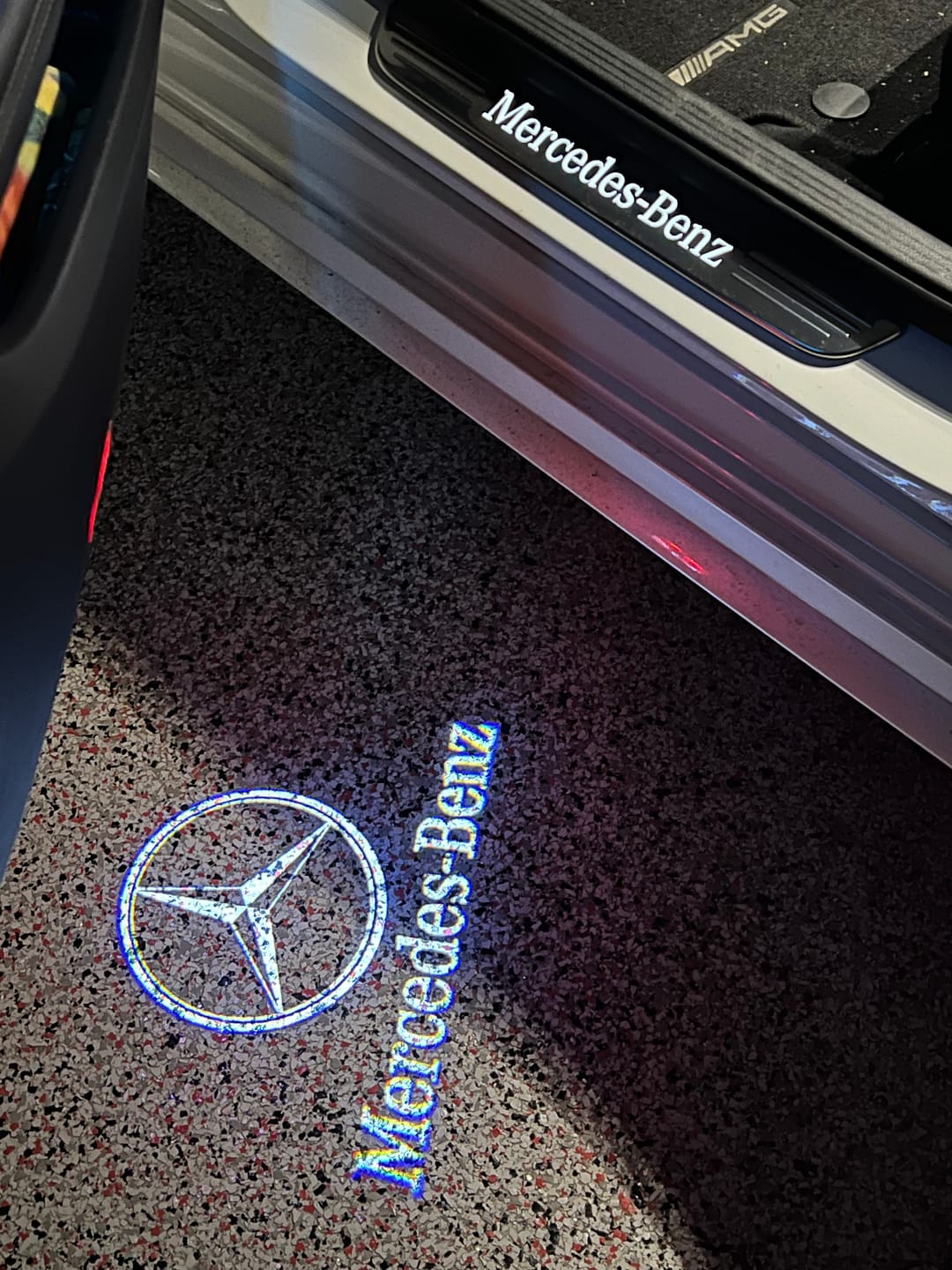 Customer photo review of EuroLuxe Mercedes Benz LED Car Door Welcome Logo Shadow Lights