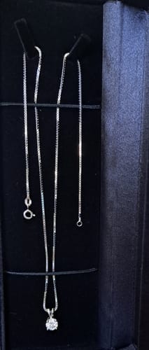 Customer photo review of SPARKLING AURORA MOISSANITE NECKLACE