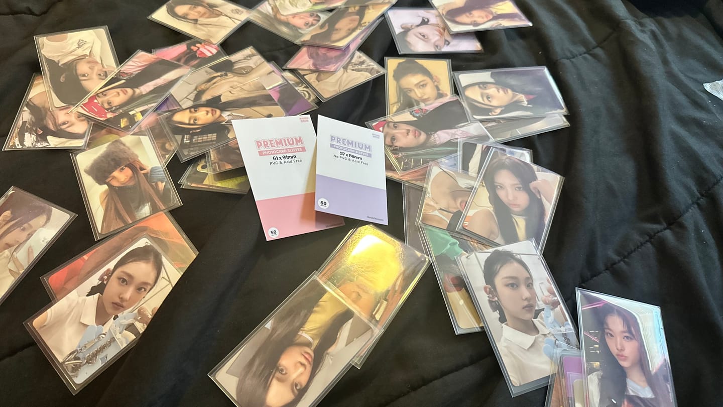 Customer photo review of PREMIUM PHOTOCARD SLEEVES - PINK VERSION (61x91MM)
