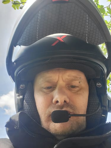 Customer photo review of Motarcom - L'intercom moto haut de gamme et abordable