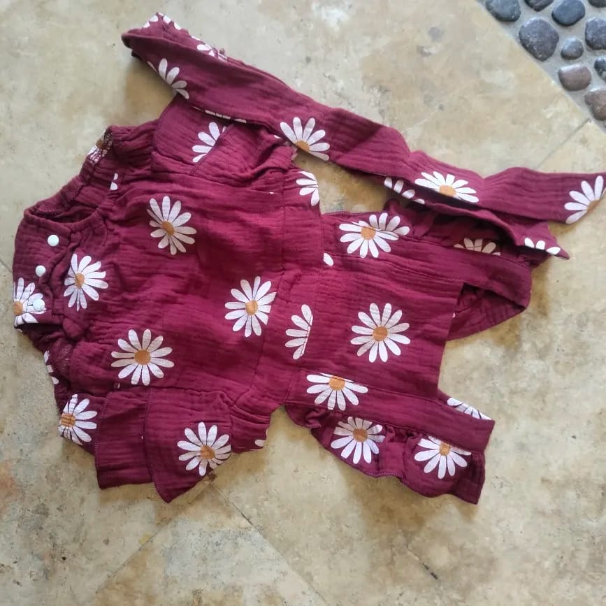 Customer photo review of Daisy Printed Romper Set