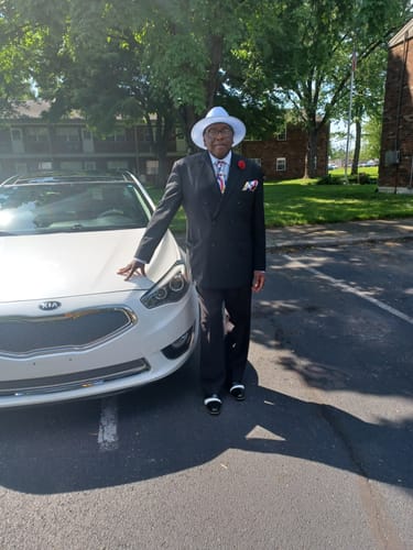 Customer photo review of Ties2you Men's Silk Tie Red Yellow Blue Novelty Tie Hanky Cufflinks Set