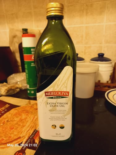 Customer photo review of Classica Extra Virgin Olive Oil