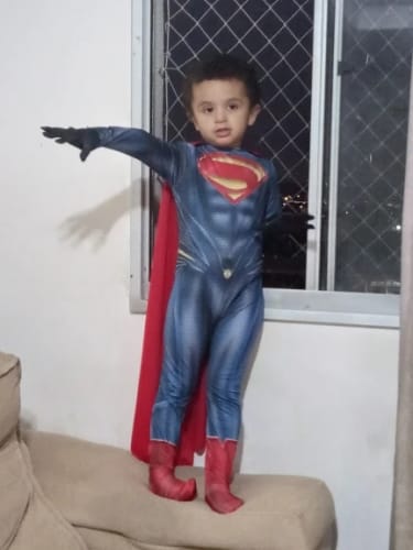 Customer photo review of Cosplay Superman - Homem de Aço ( Henry Cavill ) Tamanho Adulto e infantil