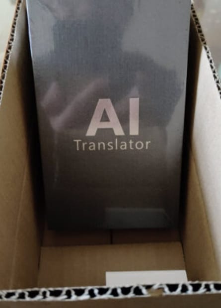 Customer photo review of VORMOR Z9 New Arrival Language Translator Device, Portable Translator Device with 139 Languages & 4.1" Touch Screen, Smart Voice Photo Translator Real Time, Offline Online Translation for Business Learning Travel (Black)