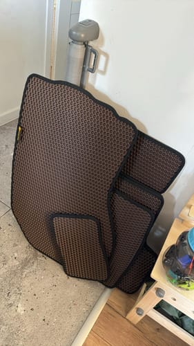 Customer photo review of Dywaniki samochodowe na zamówienie - Przód i tył