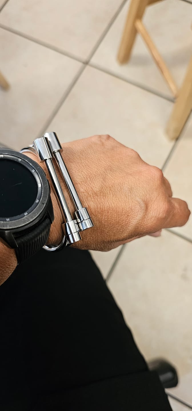 Customer photo review of Tabitha Stainless Steel Bar Bangle