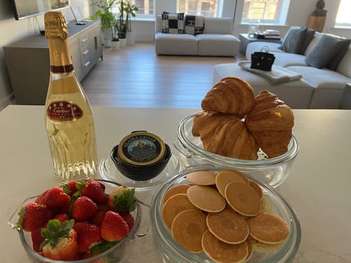 Customer photo review of “KING GRADE” Beluga Sturgeon Caviar