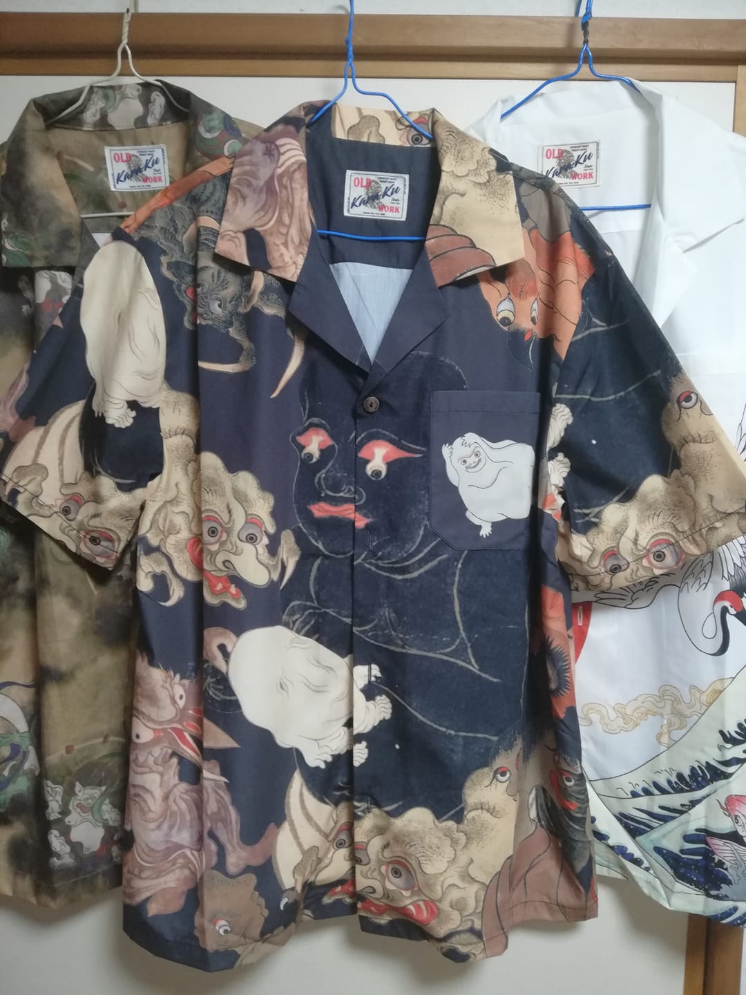 Customer photo review of 江戸時代「妖怪尽くし図鑑」浮世絵アロハシャツ