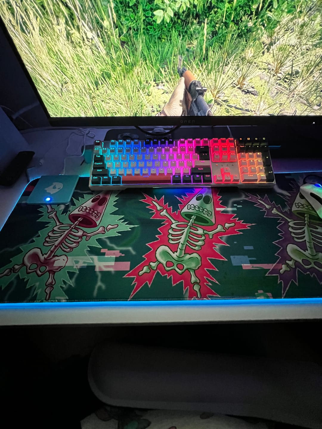 Customer photo review of Spongebob P1 Skeleton Patrick RGB Mousepad - L