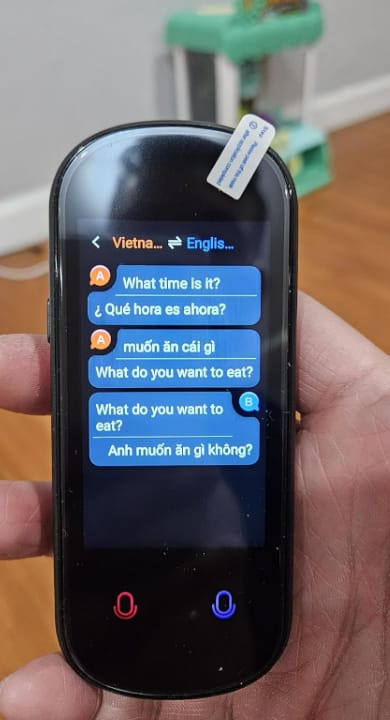 Customer photo review of Vormor Z8 Language Translator Device 138 National Languages Intelligent Translator Real-time Voice, Recording, Text Translation Device
