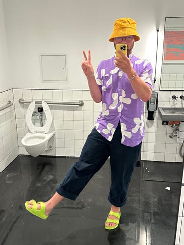 Customer photo review of Big Extended Brim Bucket Hat