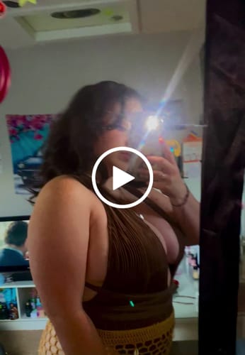 Customer video review of Seamolly Plunging Neck Textured Strappy Tied One-piece Swimsuit