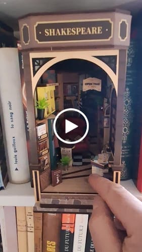 Customer photo review of Secret Rhythm of The Book Nook