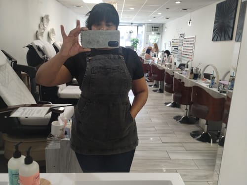 Customer photo review of Over Shoulder Black Acid Washed Apron