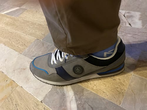 Customer photo review of Tenis Style Viggo Gris