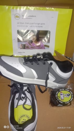 Customer photo review of LOUIS Charcoal Grey Men's casual sneaker