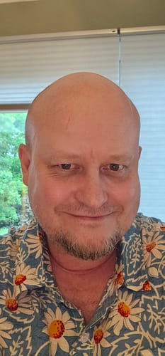 Customer photo review of Chemise à fleurs hawaïenne en coton rétro pour homme