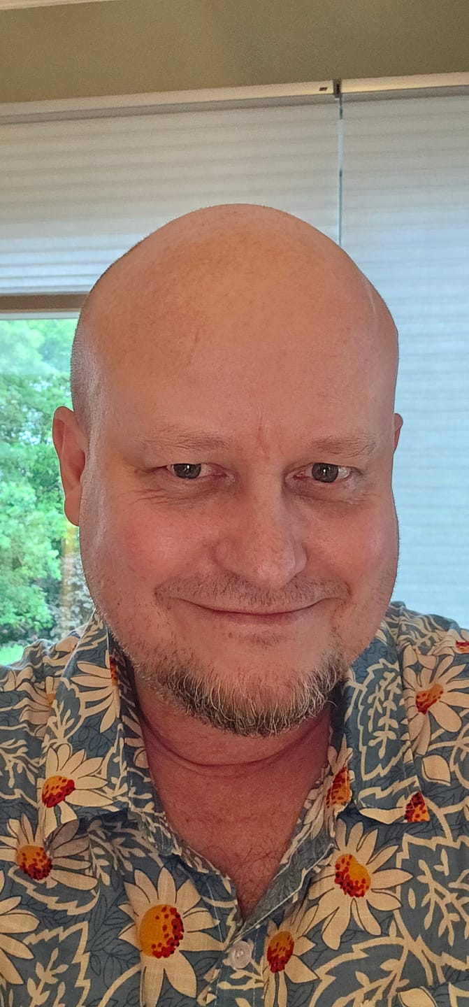 Customer photo review of Chemise à fleurs hawaïenne en coton rétro pour homme