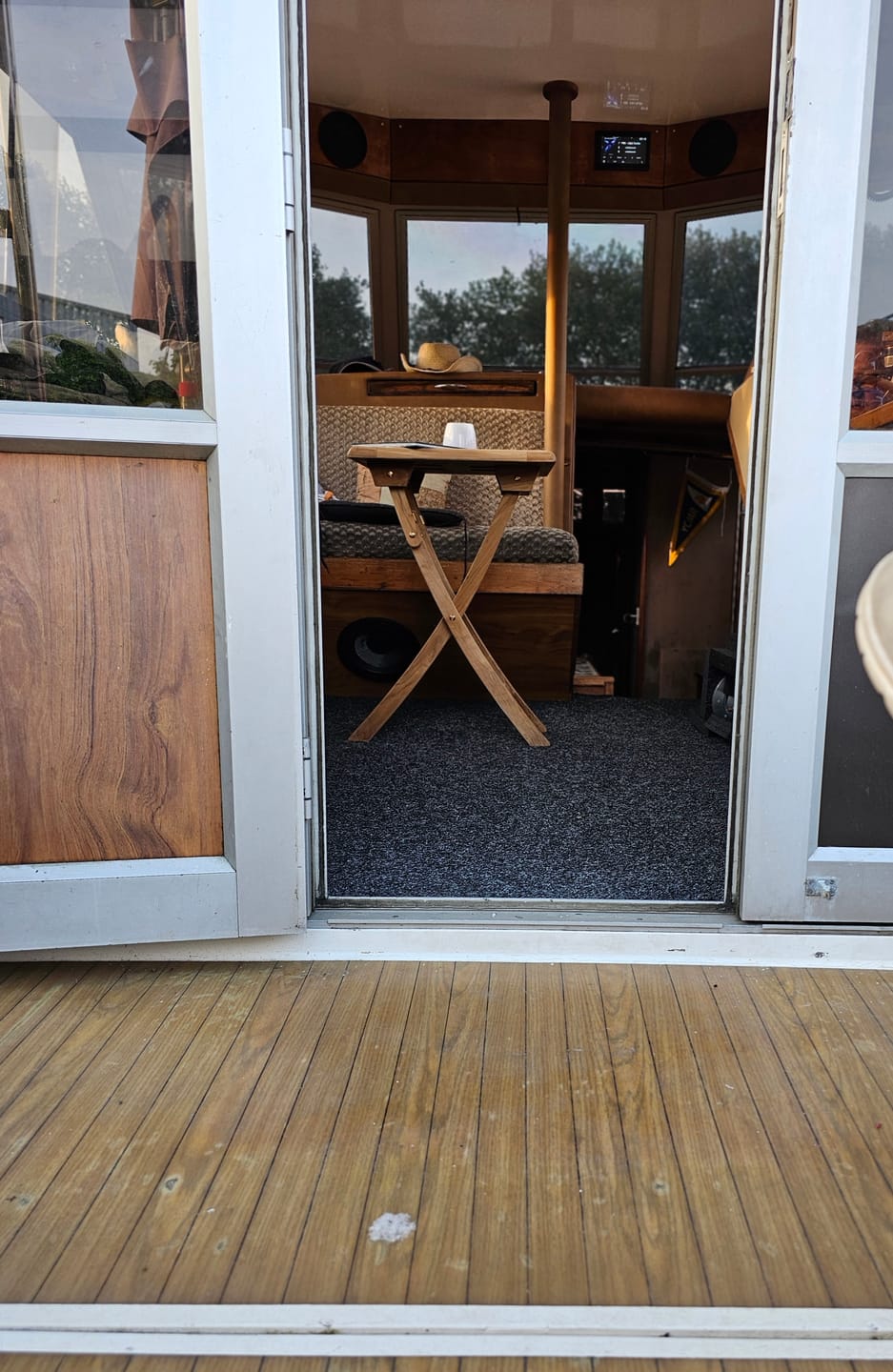 Customer photo review of Teak Klapptisch Henley - Quadratisch, 50 x 50 cm