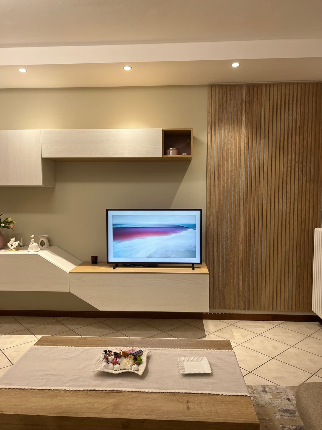 Customer photo review of Dogato acustico in legno | Rovere Chiaro con Feltro Grigio