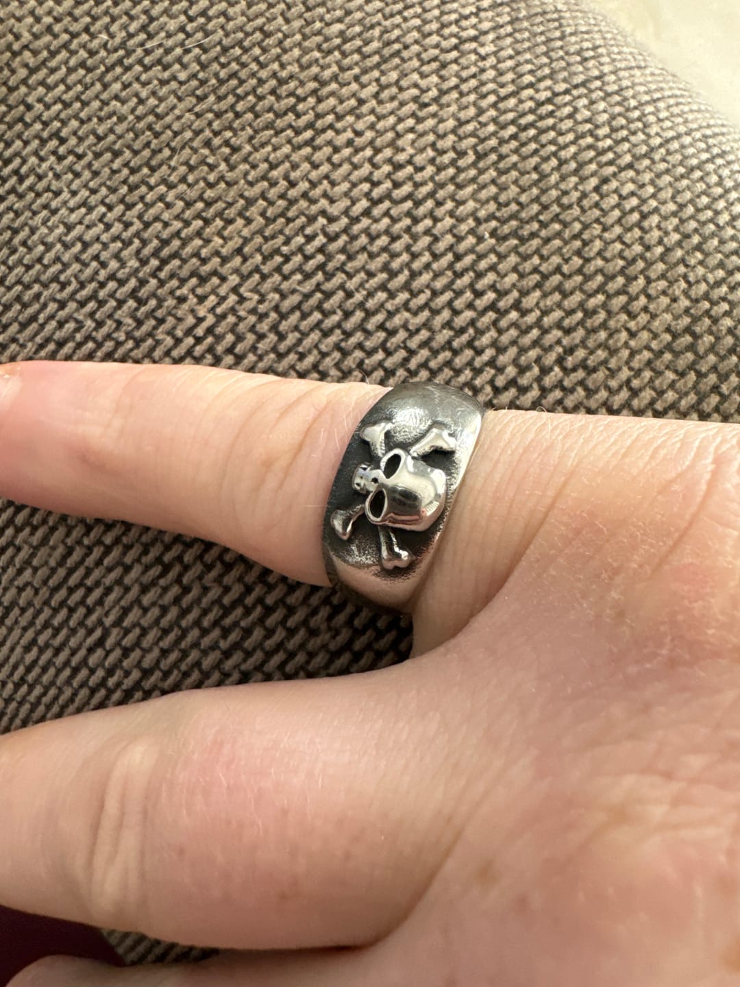 Customer photo review of CROSSBONE.