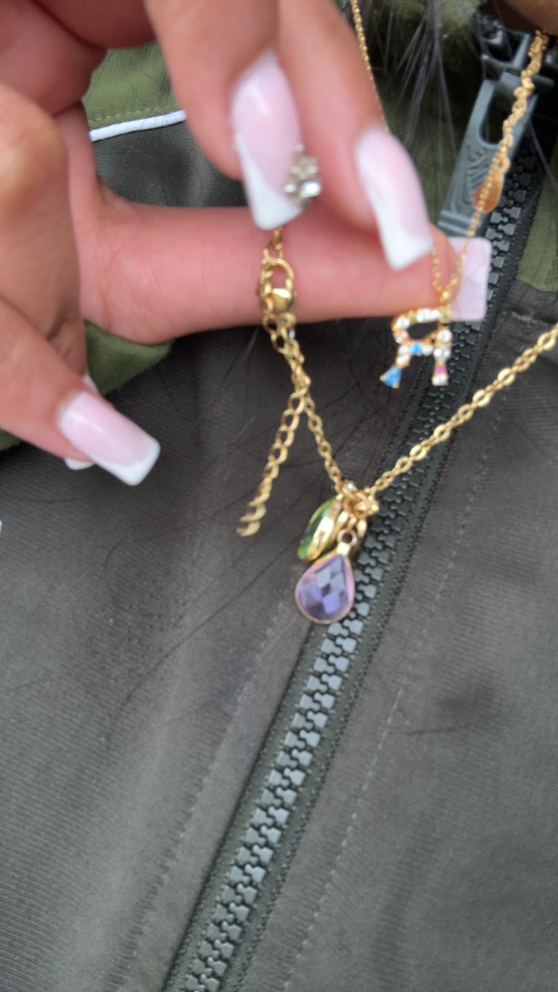 Customer photo review of Buchstaben Kette