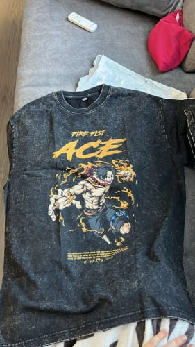 Customer photo review of Ace Oversized Vintage T-shirt V1