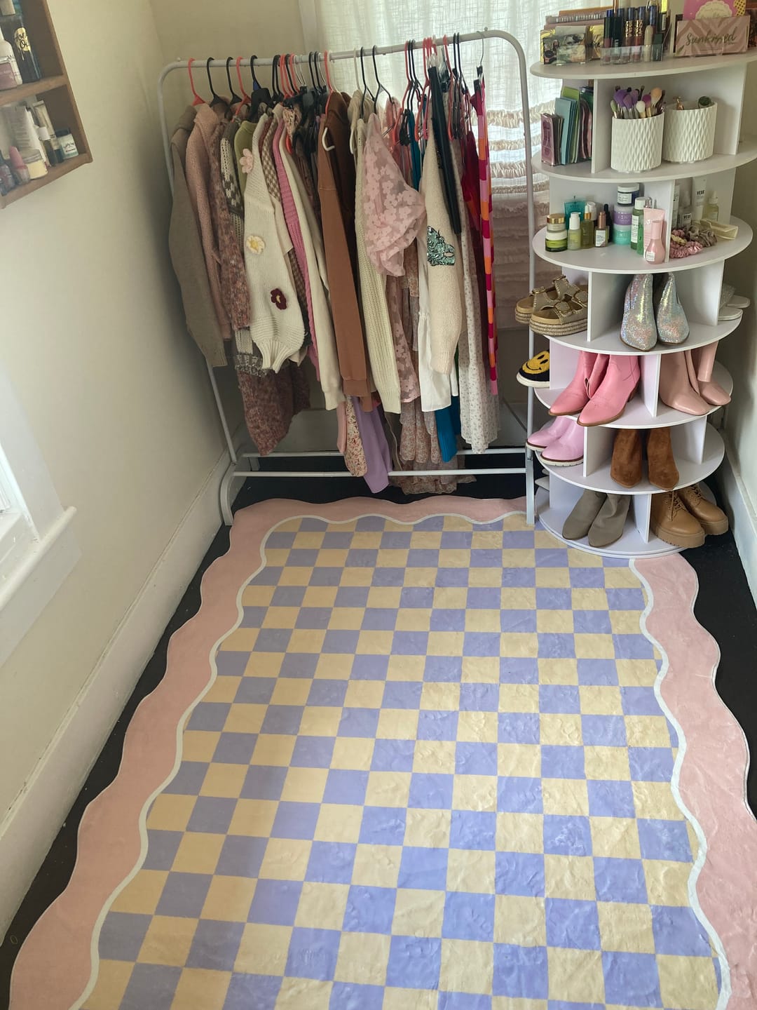 Customer photo review of Mellow Pastel Rug