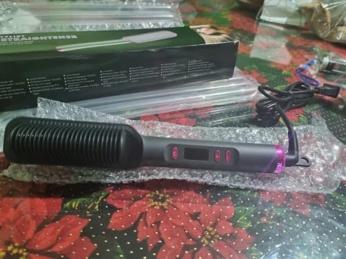 Customer photo review of (🔥CELEBRATING 500,000 CUSTOMERS WHILE SUPPLIES LAST NOW-49% OFF)  Marvulur Ceramic Shine Straightener Brush🔥