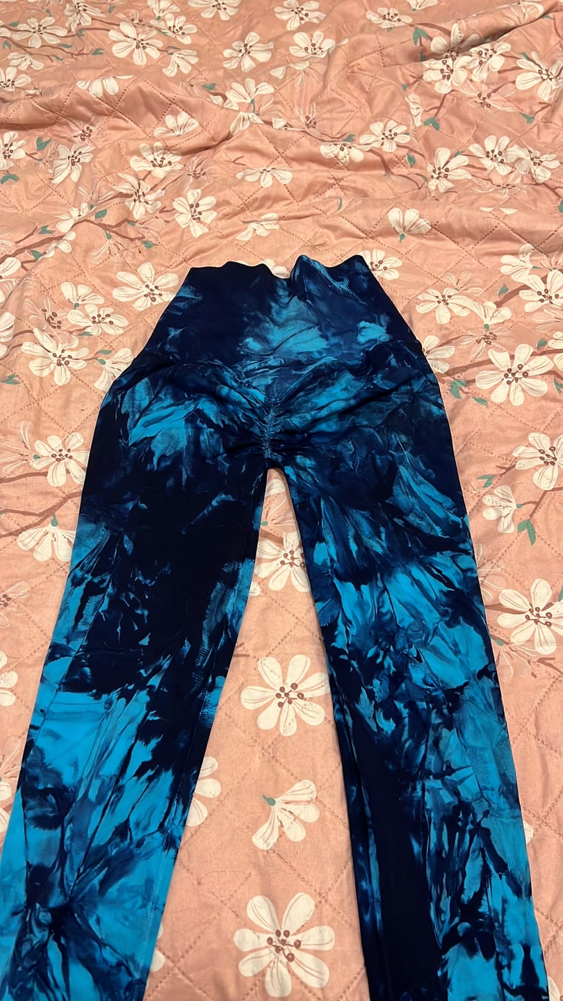 Customer photo review of Leggings Elements Acqua Turchese Blu