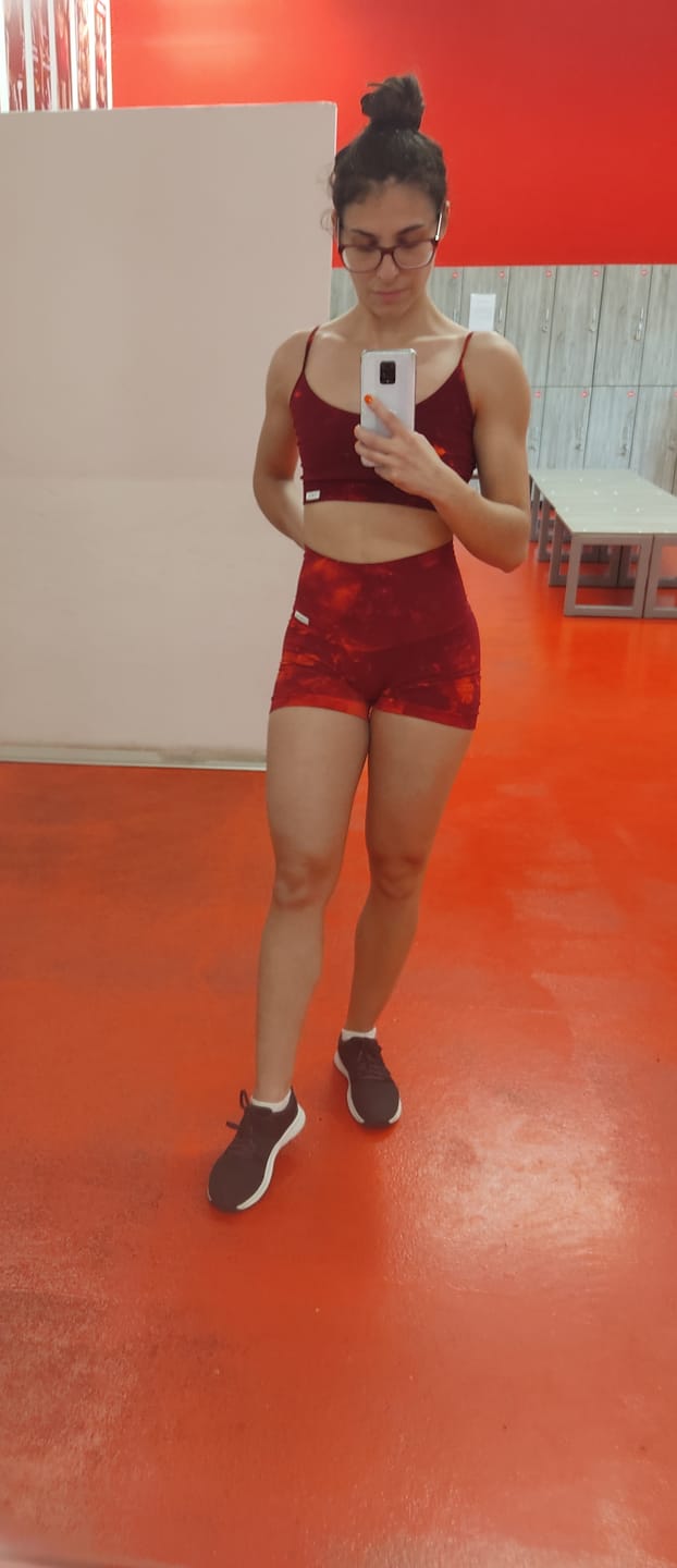 Customer photo review of Shorts Maltinto Rosso Inferno