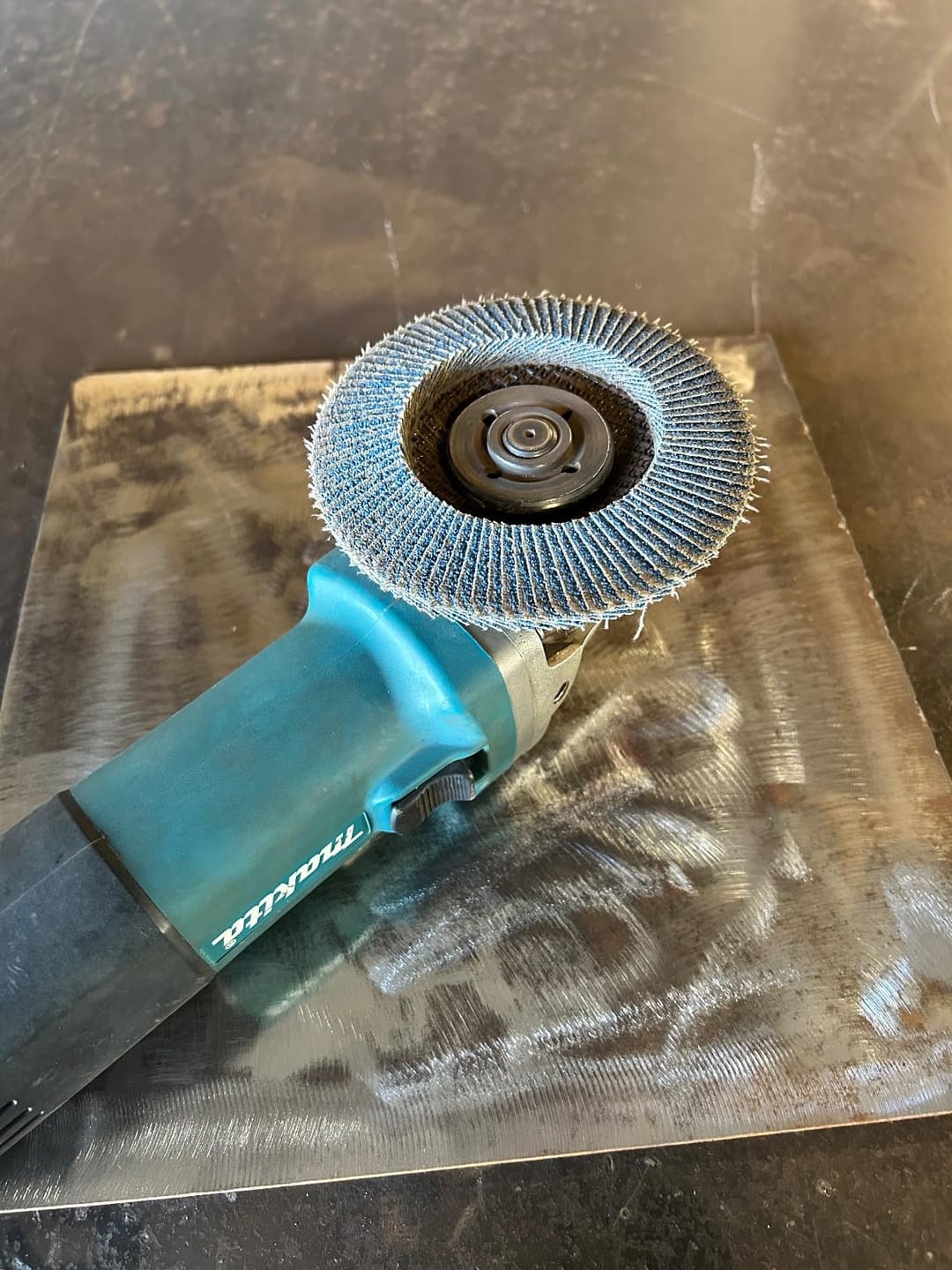 Customer photo review of 4-1/2 In. T29 Flap Sanding Discs For Stainless Steel, Sheet Metal,40/60/80/120 Grits