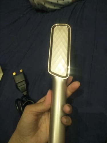 Customer photo review of (🔥CELEBRATING 500,000 CUSTOMERS WHILE SUPPLIES LAST NOW-49% OFF)  Marvulur Ceramic Shine Straightener Brush🔥