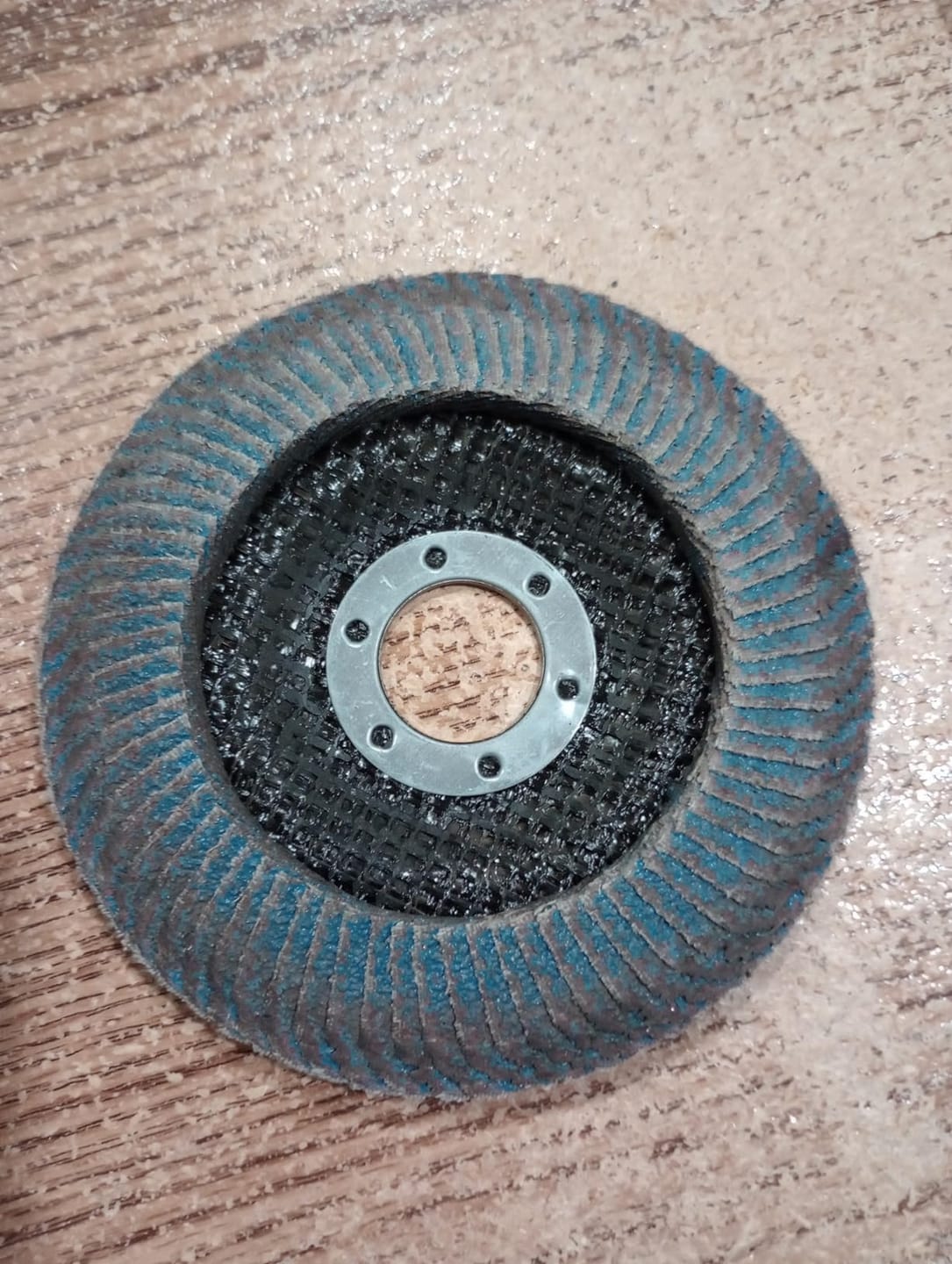 Customer photo review of 4-1/2 In. T29 Flap Sanding Discs For Stainless Steel, Sheet Metal,40/60/80/120 Grits