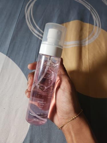 Customer photo review of Rose Glass Skin Mist