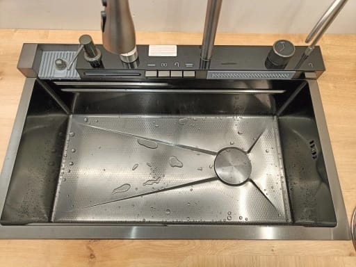 Customer photo review of Stainless Steel Kitchen Sink with Double Waterfall Design, Large Single Basin, Embossed Surface, and Ambient Light Digital Display