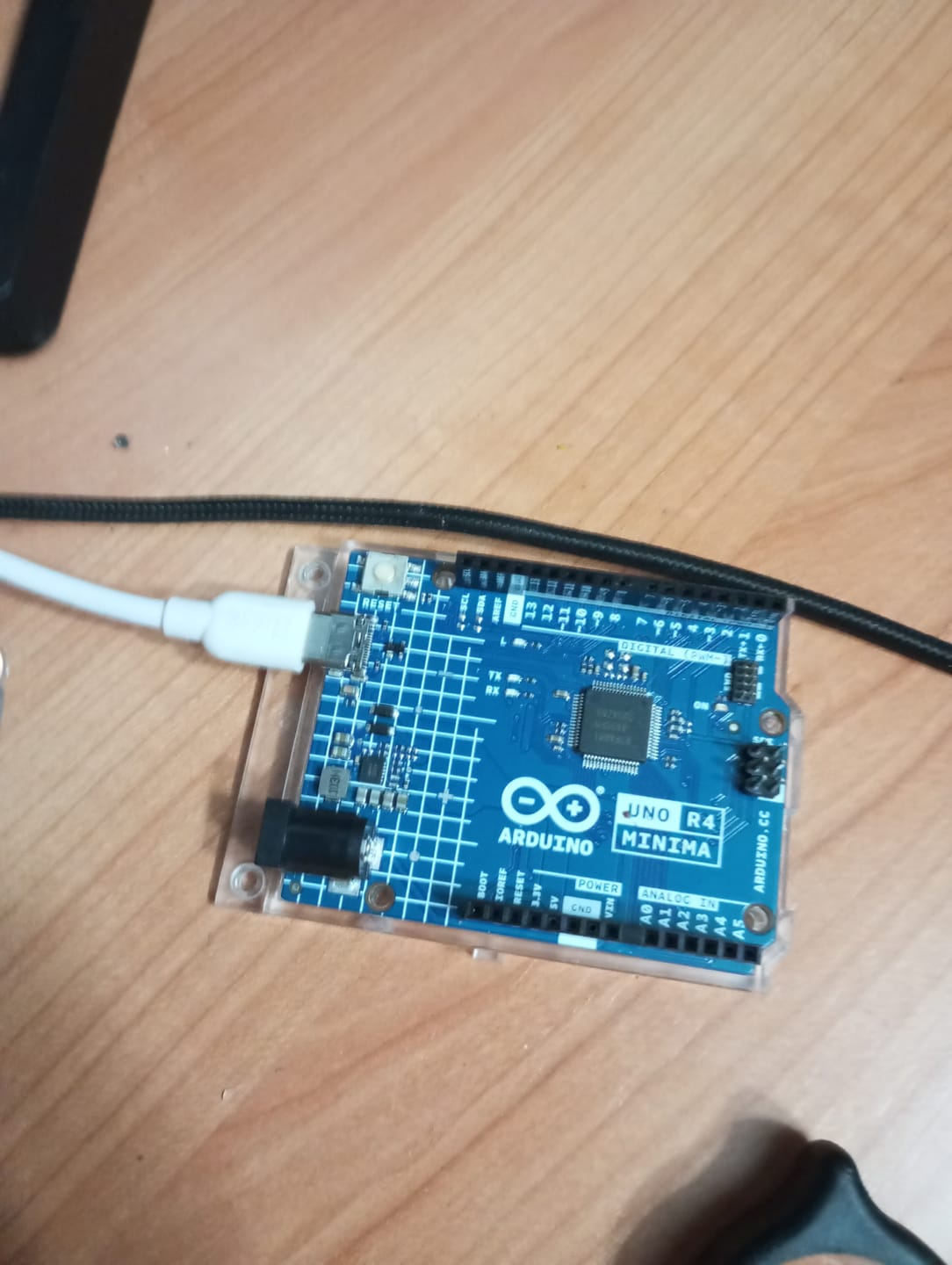 Customer photo review of Arduino® UNO R4 Minima
