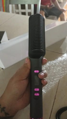 Customer photo review of (🔥CELEBRATING 500,000 CUSTOMERS WHILE SUPPLIES LAST NOW-49% OFF)  Marvulur Ceramic Shine Straightener Brush🔥