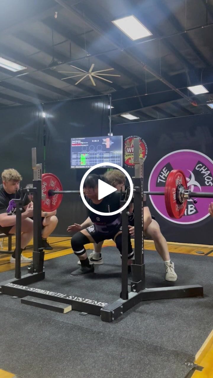 Customer video review of 7MM Inferno PRO Knee Sleeves - EXTRA STIFF NEOPRENE - IPF Approved