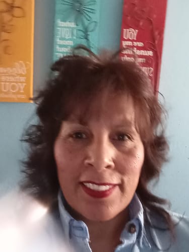 Customer photo review of Extra Saucy Liquid Matte Lipstick