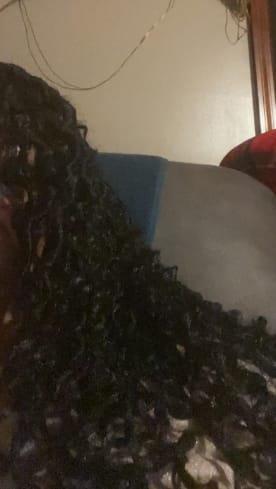 Customer photo review of 18" Pre Looped Crochet Boho Locs With Human Hair Boho Curls 80 Strands/Pack (5 boho curls)