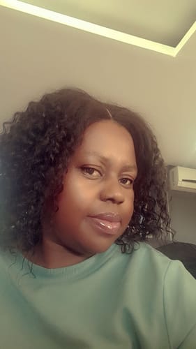 Customer photo review of Brazilian 4x4 Lace Wig - Water Wave 12"