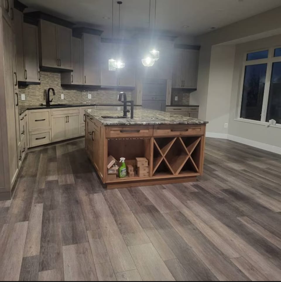 Customer photo review of Umbra Quartet Pendant Light