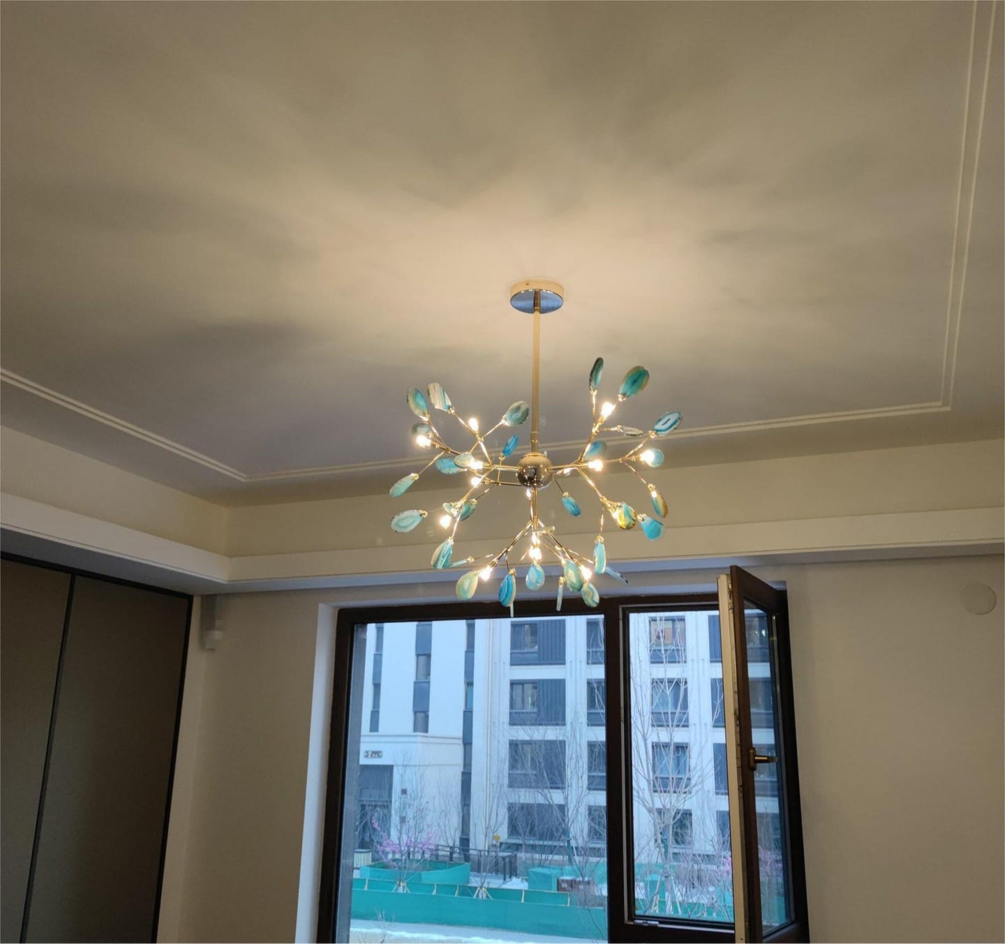 Customer photo review of Heracleum Colorful Agate Branch Chandelier