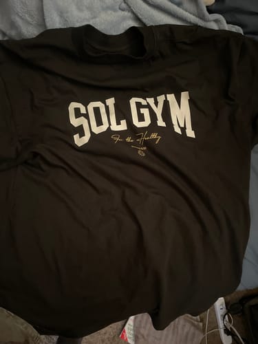 Customer photo review of Sol Gym for the Healthy Oversized T-Shirt, Black