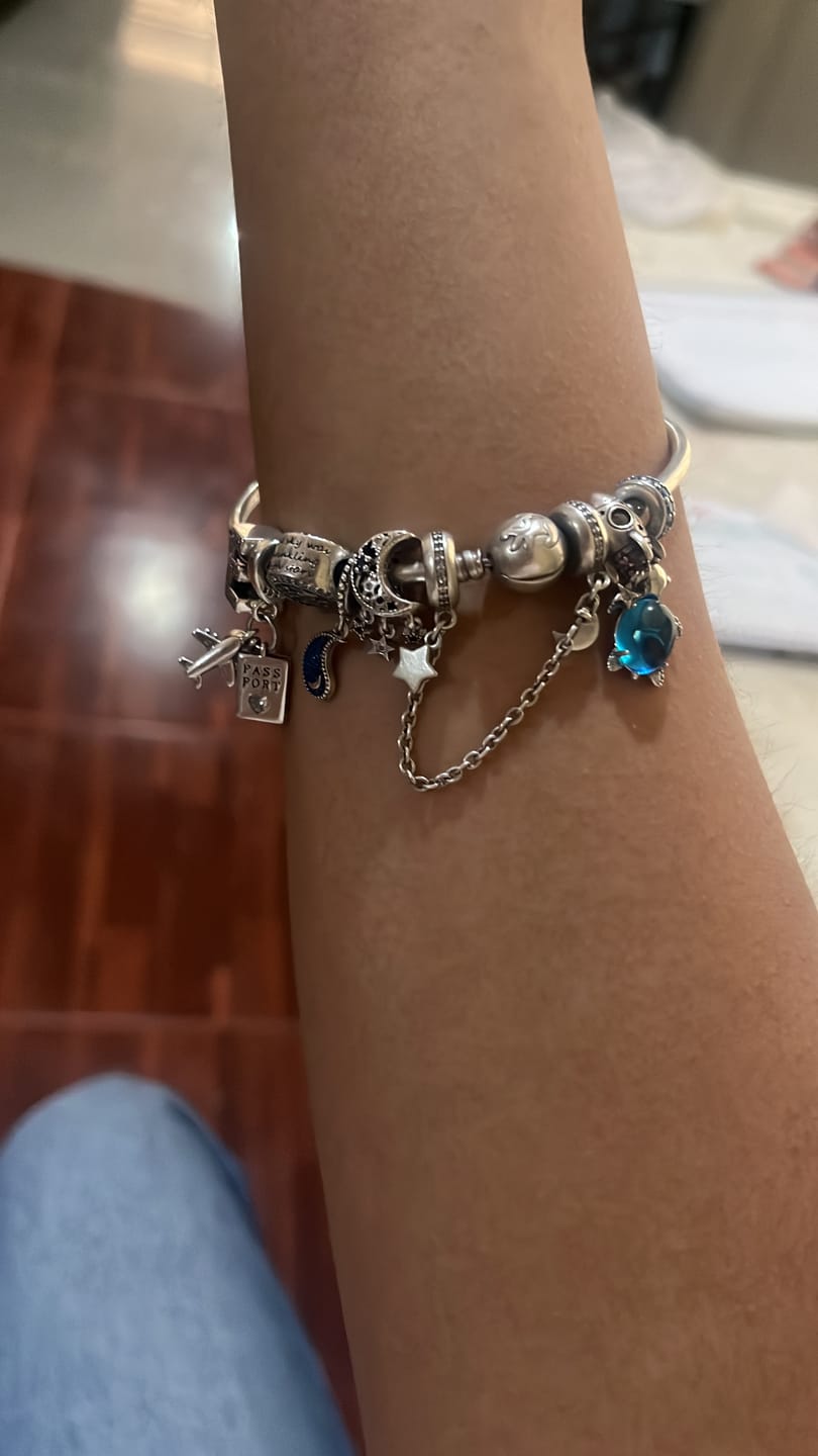 Customer photo review of Charm Noche Estrellada de Van Gogh