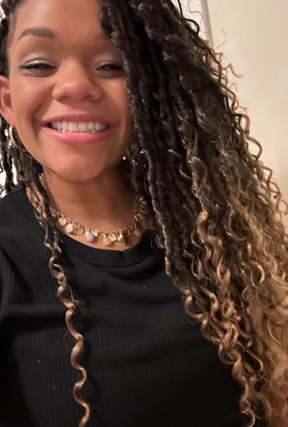 Customer photo review of Salon-level Knotless Boho Locs Swiss HD Full Lace Human Hair Boho Curls Locs Wig