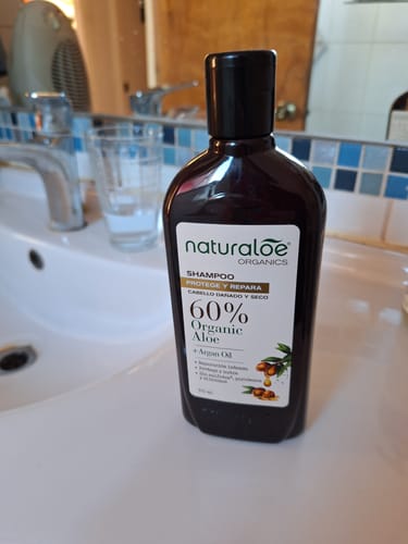 Customer photo review of Shampoo Reparación Aloe & Argán Oil 350ml