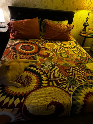 Customer photo review of Oakley Throw Blanket Bedspread